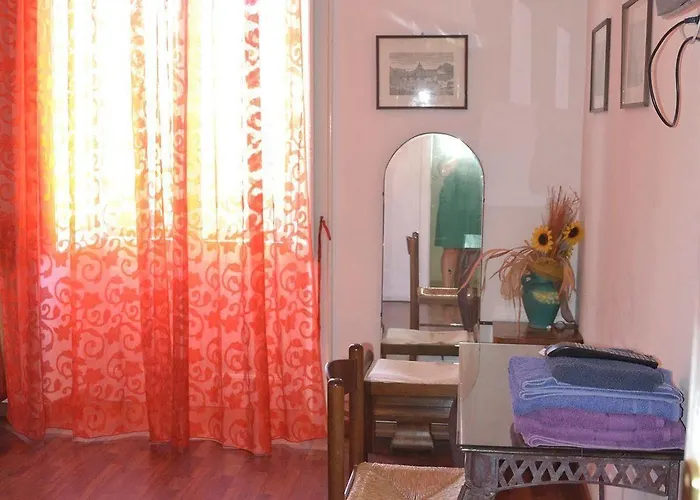 Hotel Lucky House