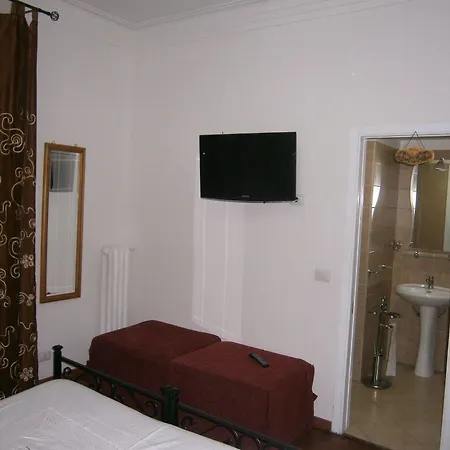 Lucky House 2* Roma
